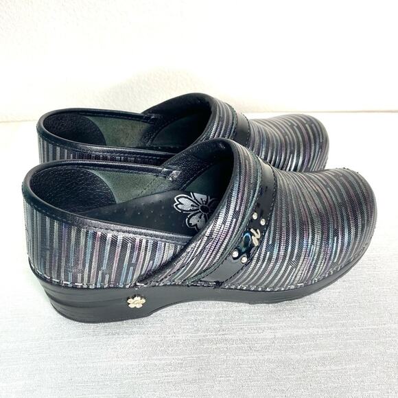 Sanita Mules Clogs Black size 6.5 slip on - Picture 1 of 8